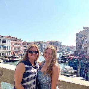 Meet your Posher, Stephanie